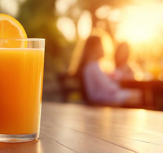 bar con terraza en Camping Turismar